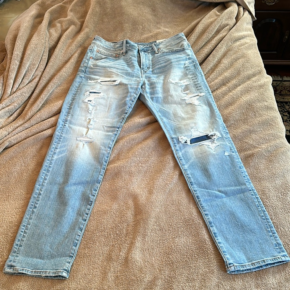 American Eagle Airflex + Athletic Fit Classic Vintage Destroy Jeans